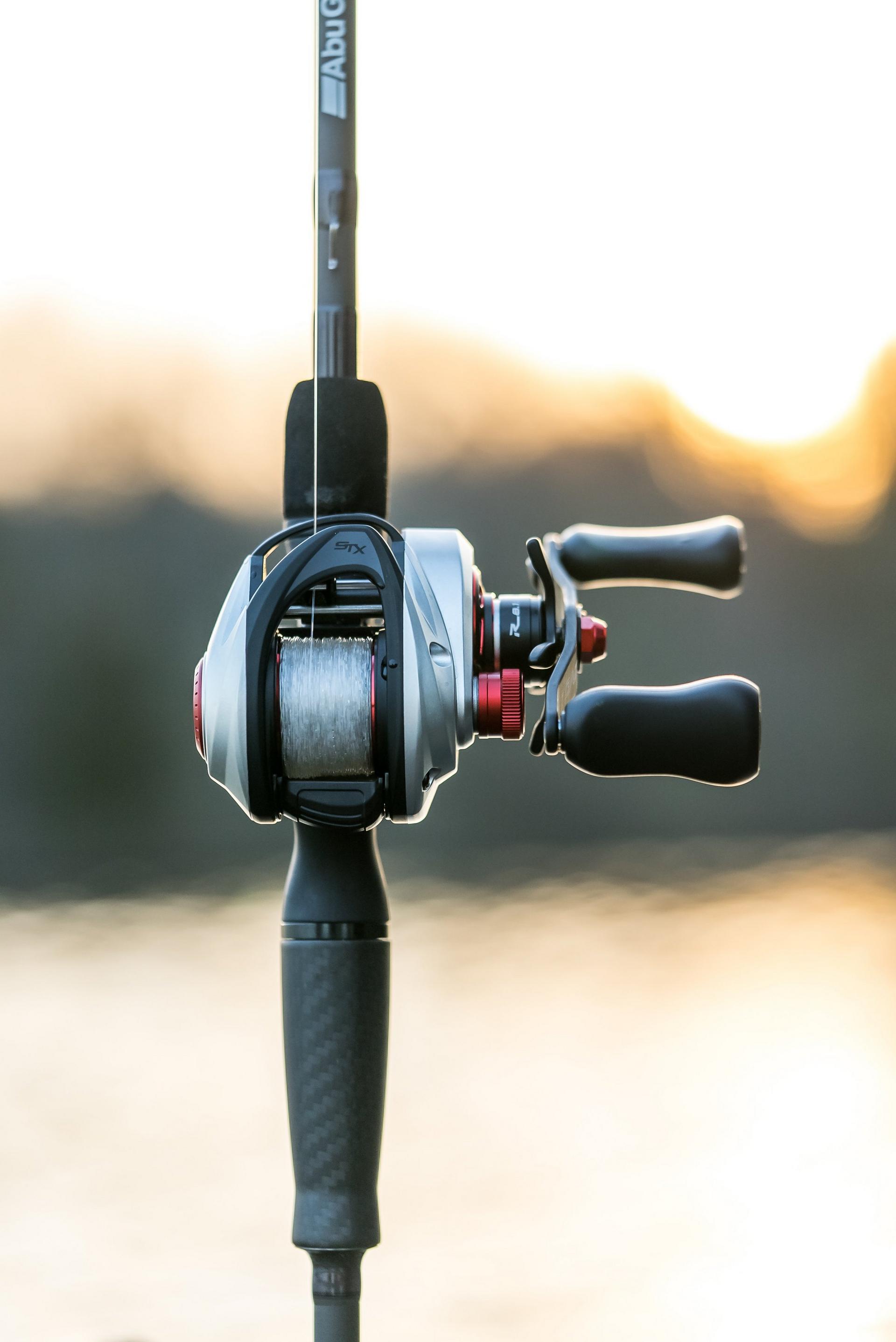 REVO STX BAITCAST REEL    | ABU GARCIA®